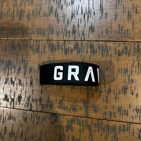 Lecrae’s Exclusive "Gravity" Bracelet - Picture 2 of 4